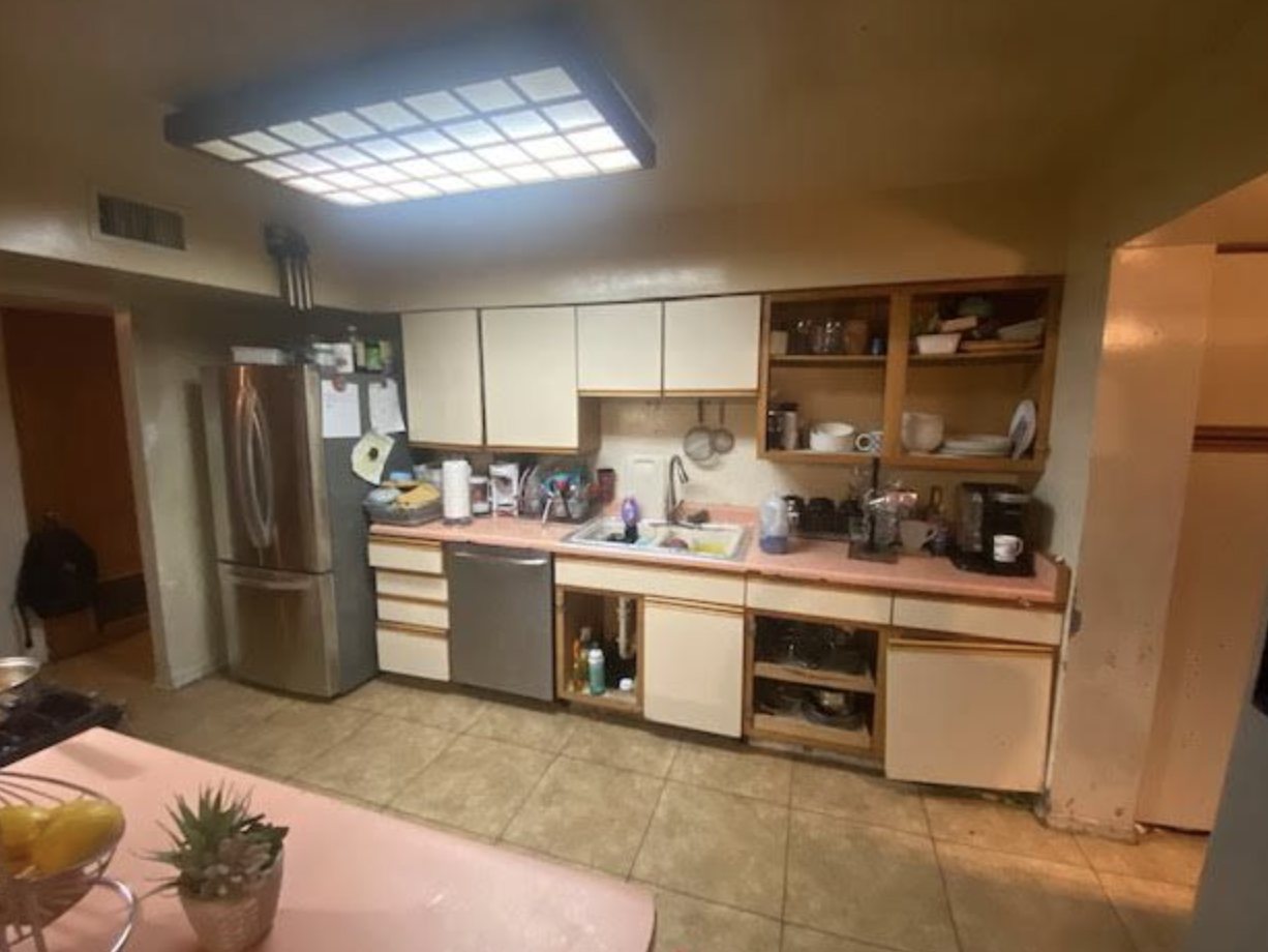 Catalina Drive before renovation